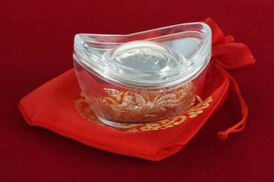 新华上海布局能源新篇章 中鑫石油第二品牌即将开业，现货白银或于8月上线，贵金属经营再添新翼